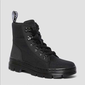 Women’s Dr. Martens combs combat boots